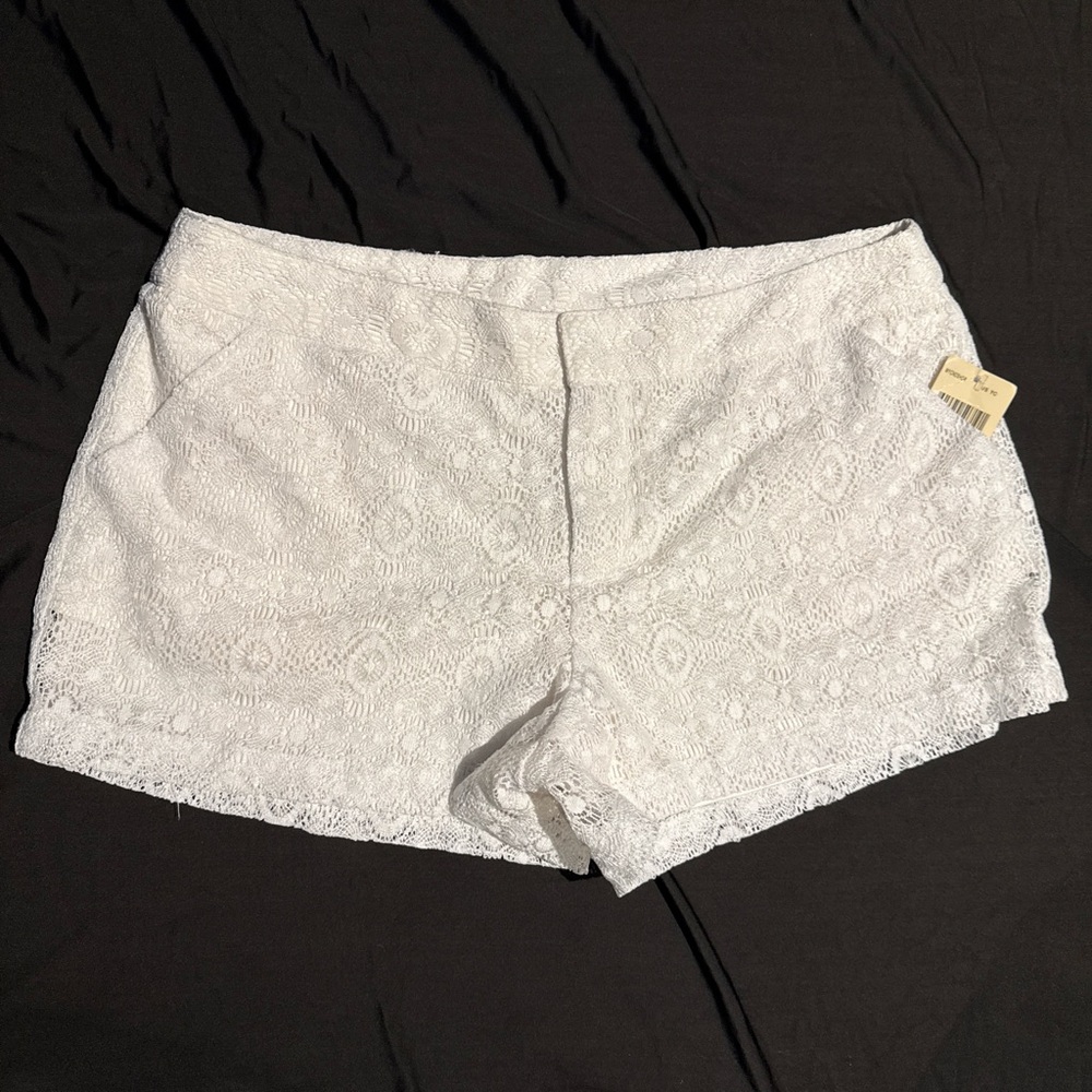 New Guess White Lace Floral Dressy Shorts L